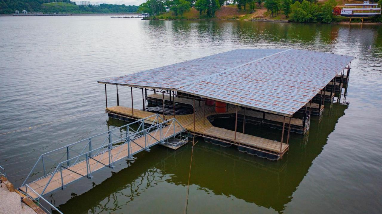 Lakeshore Fishing Cabins #4 Lake Ozark Exterior photo